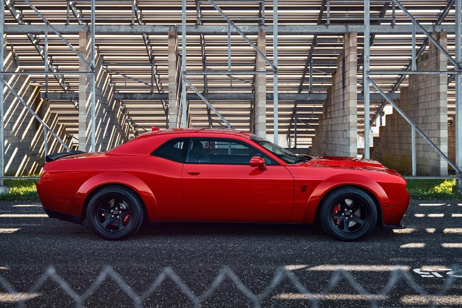  Dodge Challenger SRT Demon 2017 года  (фото 6 из 181)